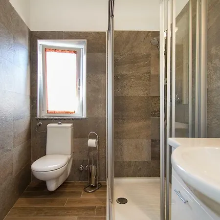 New La Lombarda City Center 2 Appartement *